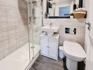 Photo 5- click for photo gallery